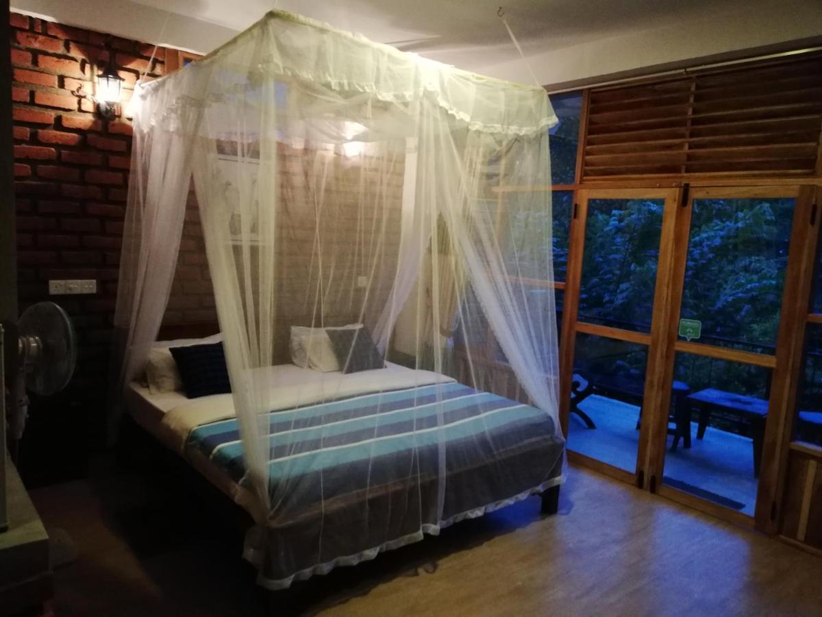 Ayubo Ella - Bed & Breakfast 외부 사진