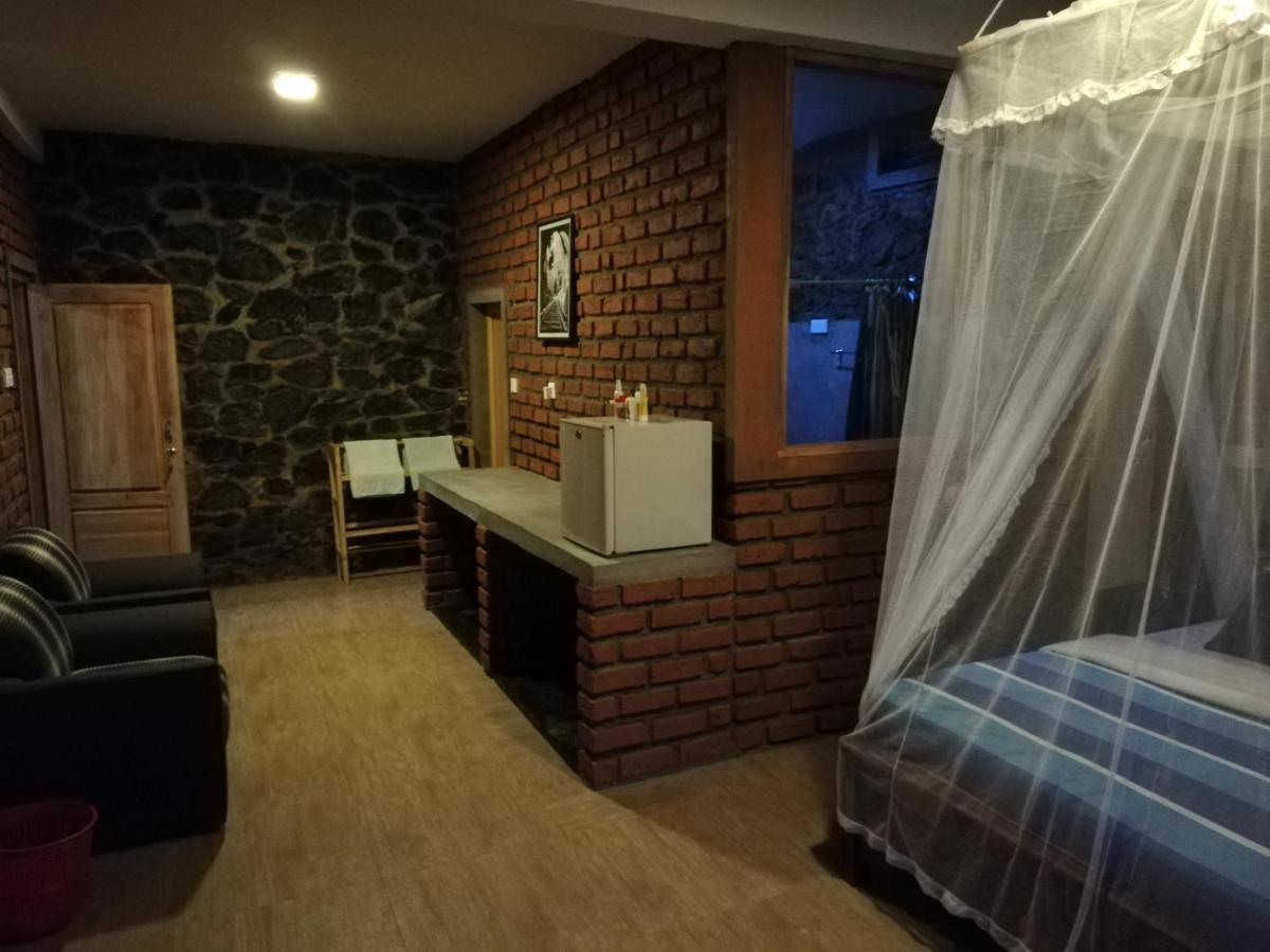Ayubo Ella - Bed & Breakfast 외부 사진