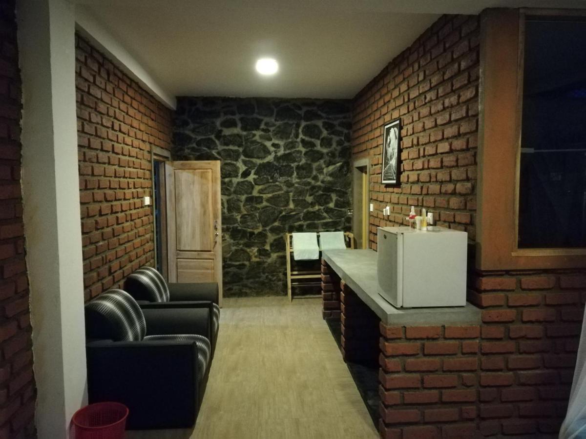Ayubo Ella - Bed & Breakfast 외부 사진