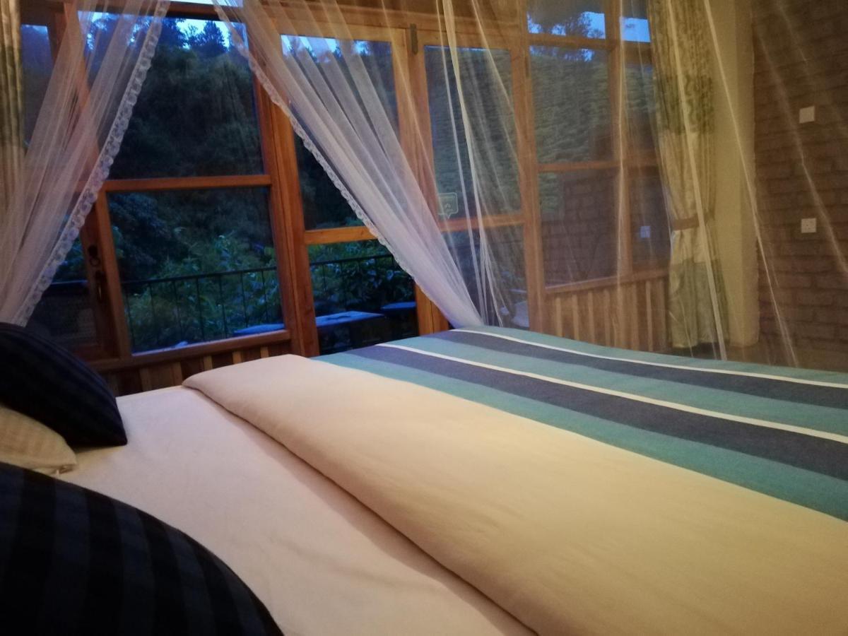Ayubo Ella - Bed & Breakfast 외부 사진