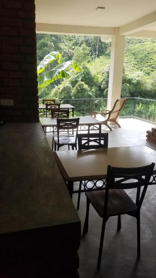Ayubo Ella - Bed & Breakfast 외부 사진