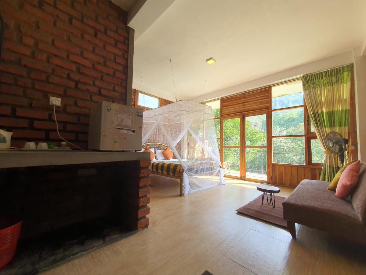 Ayubo Ella - Bed & Breakfast 외부 사진