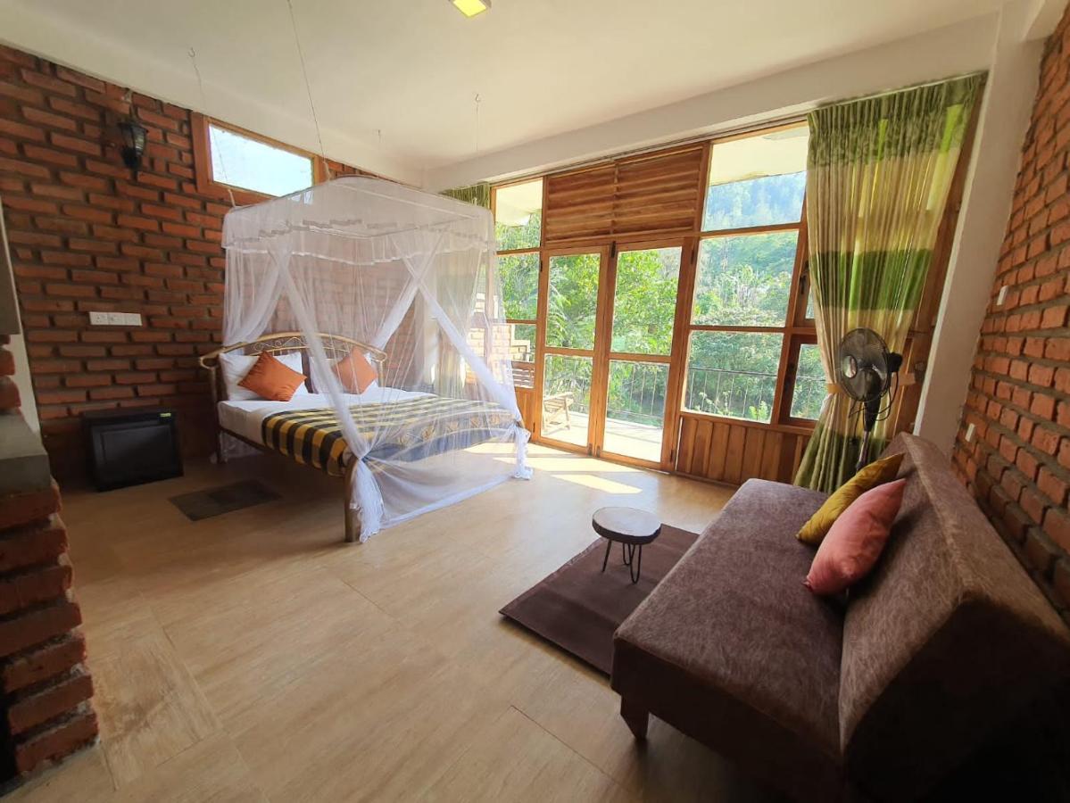 Ayubo Ella - Bed & Breakfast 외부 사진