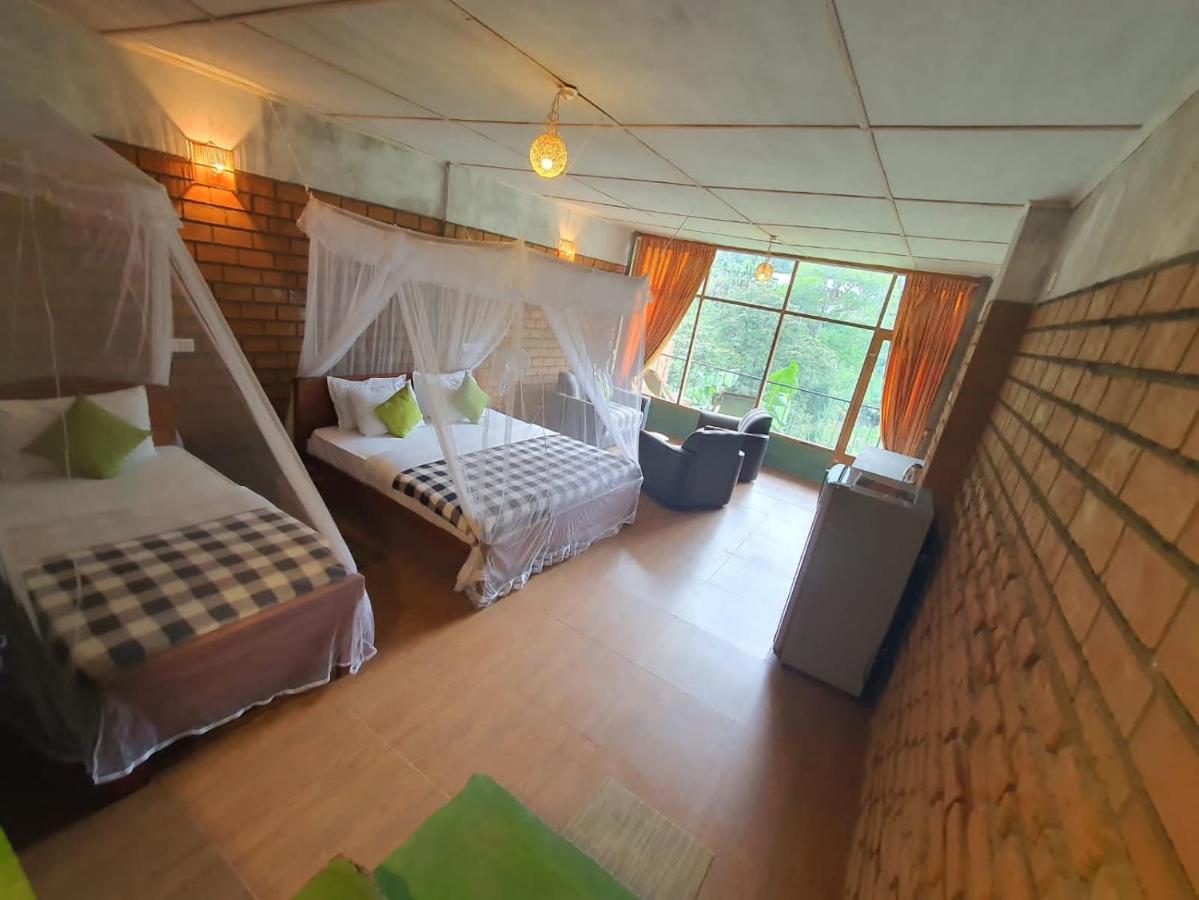Ayubo Ella - Bed & Breakfast 외부 사진