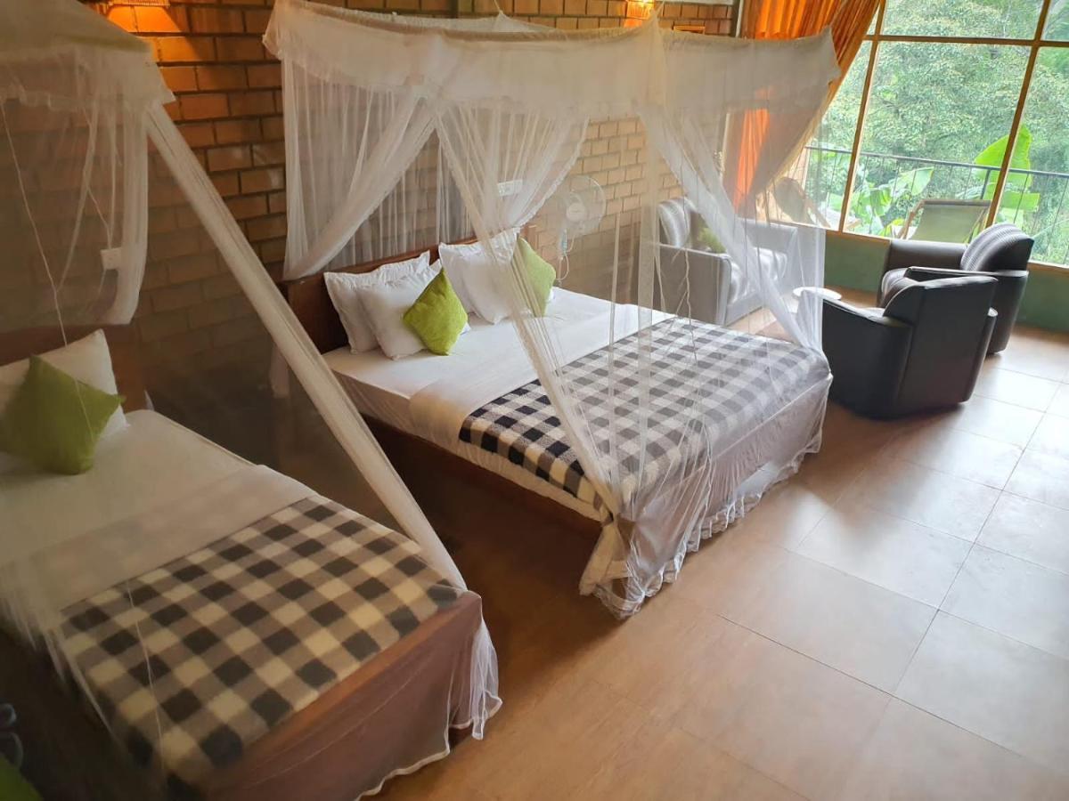 Ayubo Ella - Bed & Breakfast 외부 사진