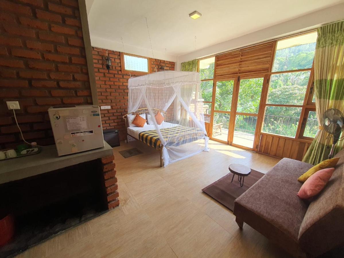 Ayubo Ella - Bed & Breakfast 외부 사진