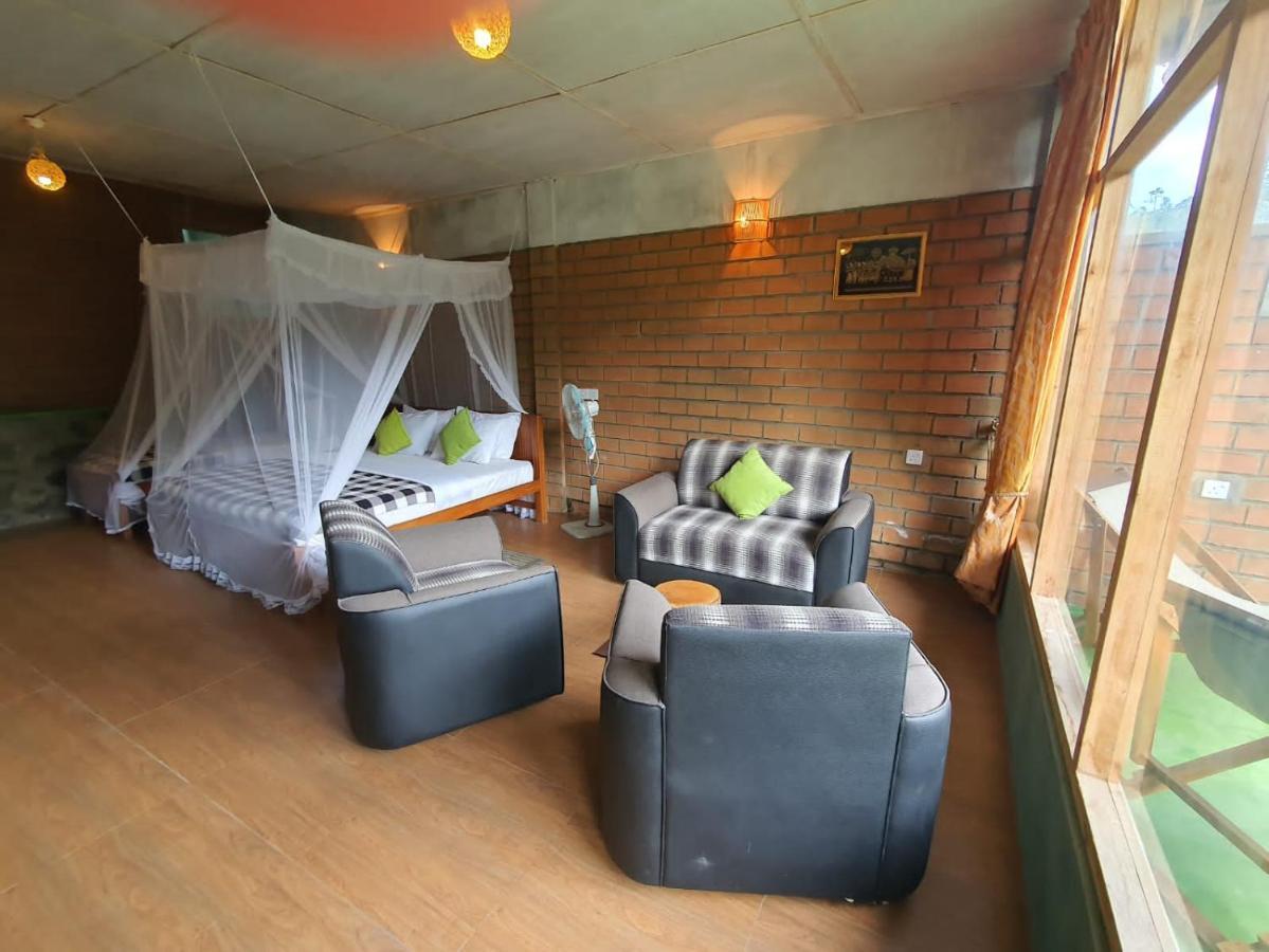 Ayubo Ella - Bed & Breakfast 외부 사진